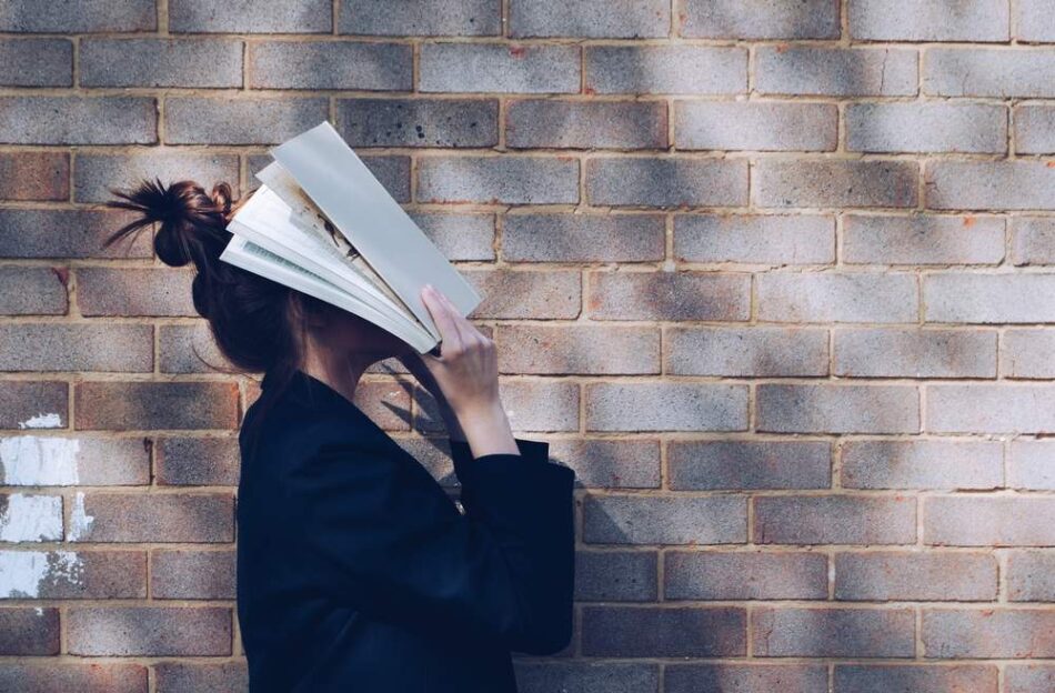 Лучшие книги для уик-энда: читаем и отдыхаем